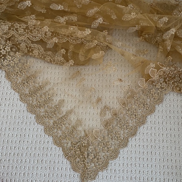 High-Low Style Indian Suit - Picture 6 of 10